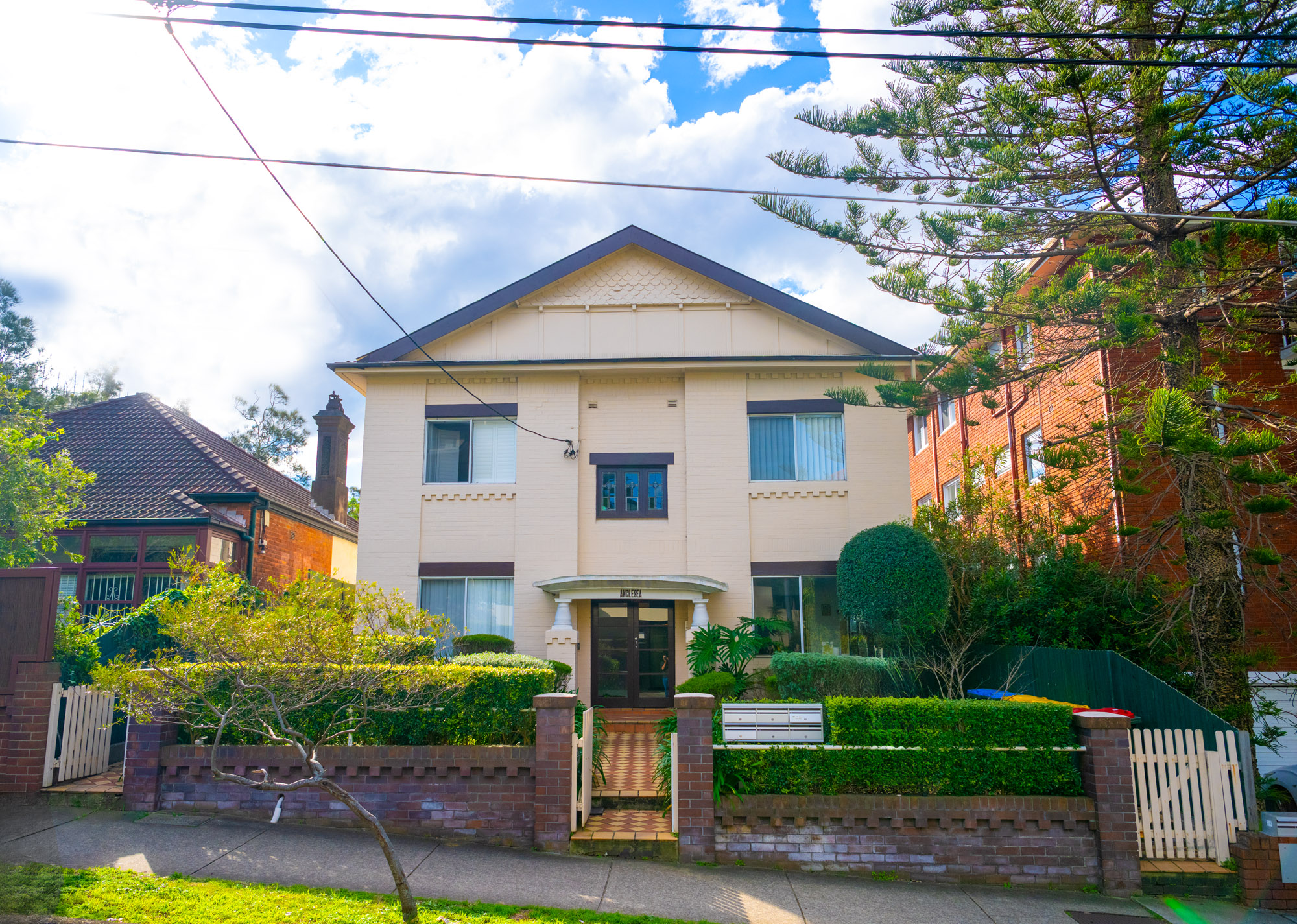 272 Birrell Street