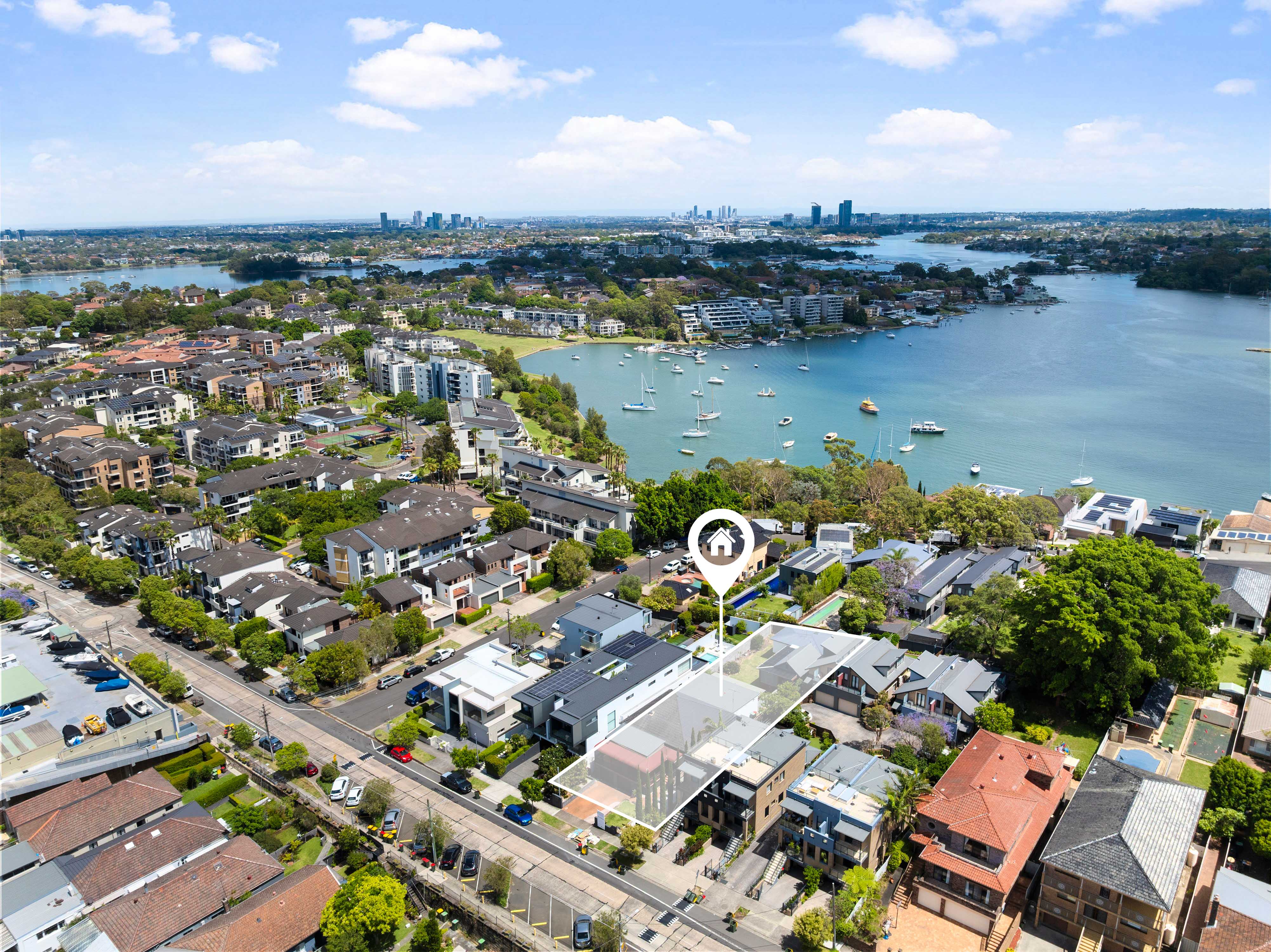 11 Blackwall Point Road